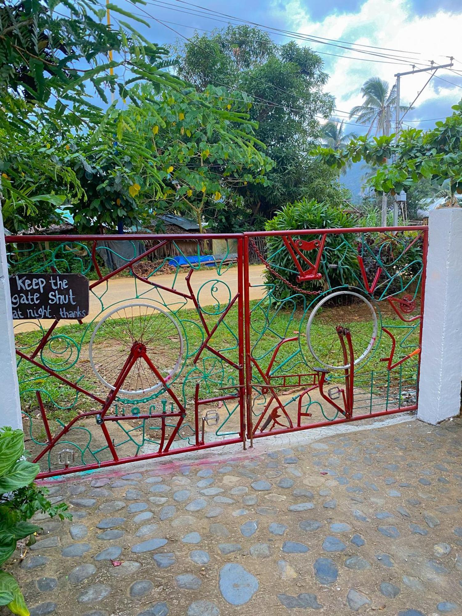 Cafe Sabang Guest House Exterior photo